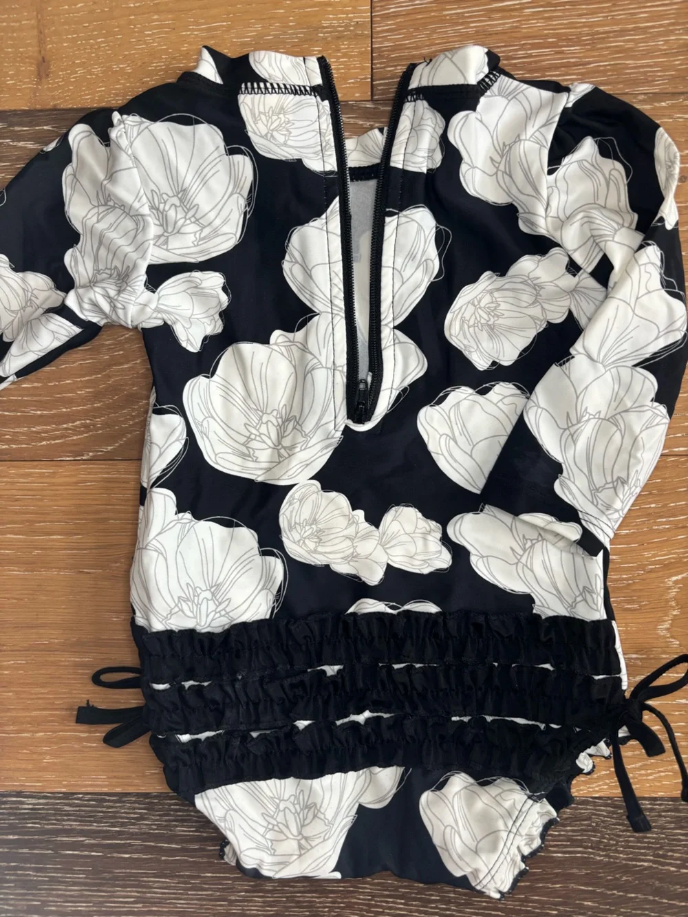 RuffleButts Black White Floral Long Sleeve Rash Guard Swimsuit 6-12M